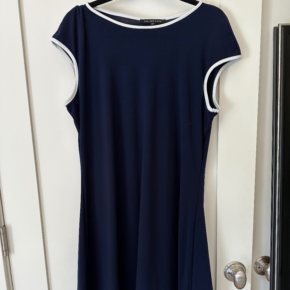 NIK AND NASH WOMEN'S NAVY WITH WHITE PIPING CAP SLEEVE DRESS XL
